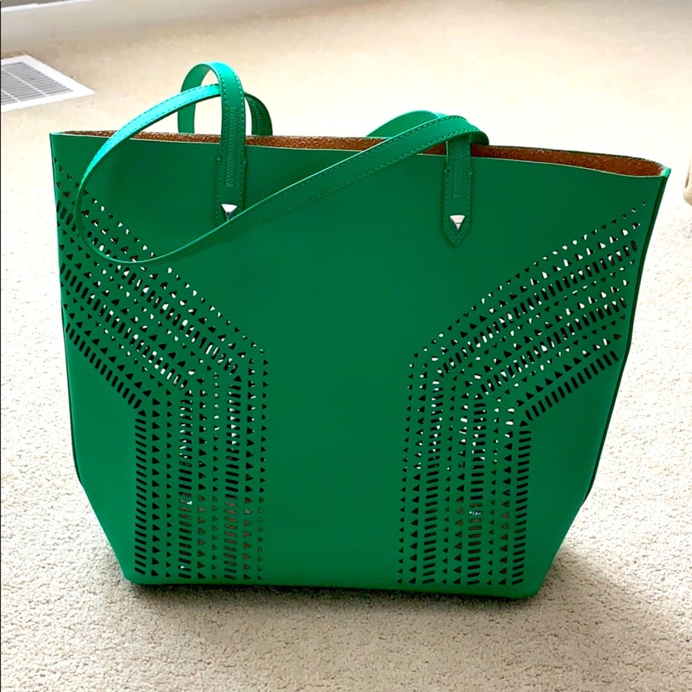 Stella & Dot Leather Tote